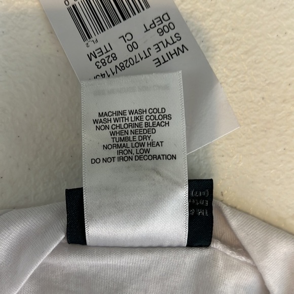 Harry Potter "The Wand Chooses the Wizard" Graphic Tee NWT Sz XS - Picture 4 of 6